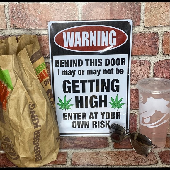 New! Warning sign Getting high - Picture 1 of 2